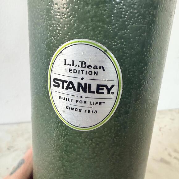 L.L.Bean Stanley Legacy Vacuum Bottle, 1.1 Quart Thermos Hammerton Green - Picture 4 of 5